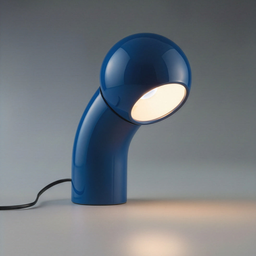 Martinelli Luce Pallino — la piccola lampada da tavolo che ti guarda (e non smetti di guardare)