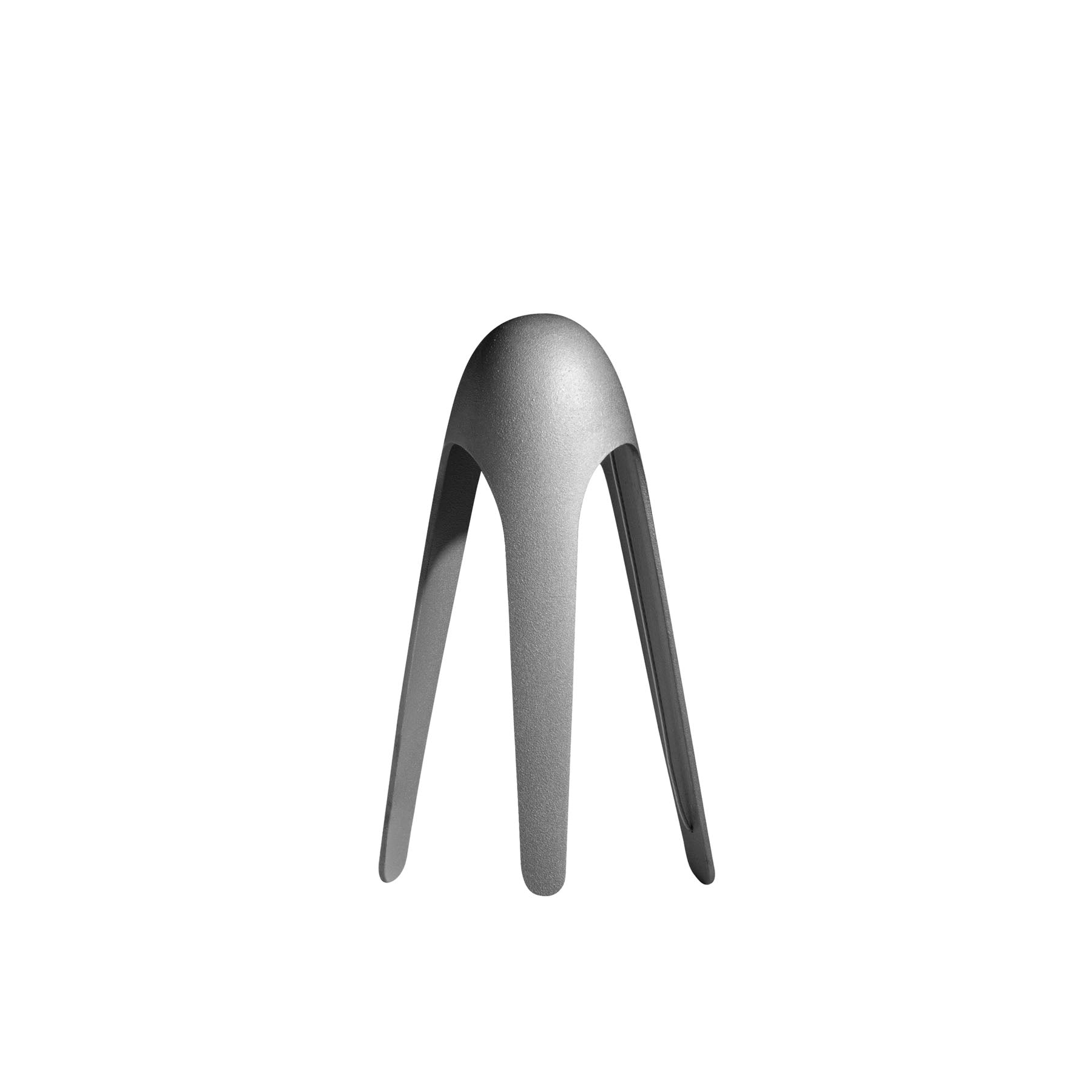 Lampada da tavolo Cyborg di Martinelli Luce - versione alluminio, prodotto scontornato.
