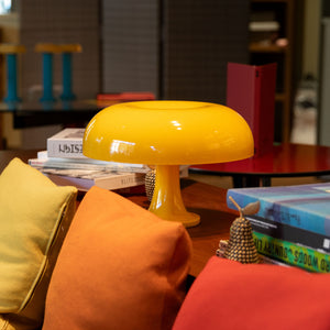 Nessino Giallo Artemide — Lampada da Tavolo Special Edition