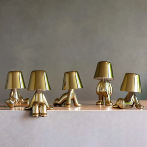 Collezione di 5 lampade Golden Brothers di Qeeboo sopra un mobile