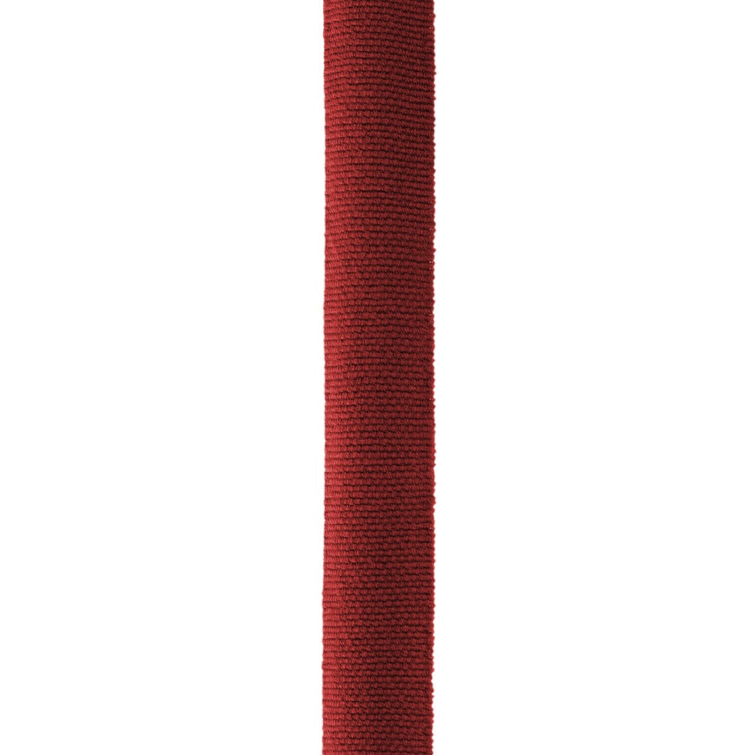 dettaglio del tessuto di elastica di martinelli luce color rosso 