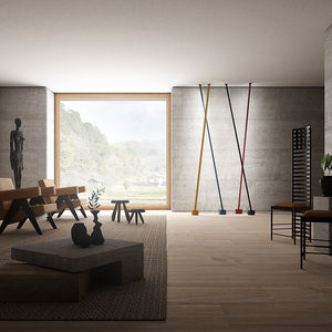 salotto contemporaneo arredato con la lampada da terra elastica di martinelli luce