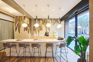 C2711 bianco latte Lampada sospensione design Lariat  – Ferroluce
