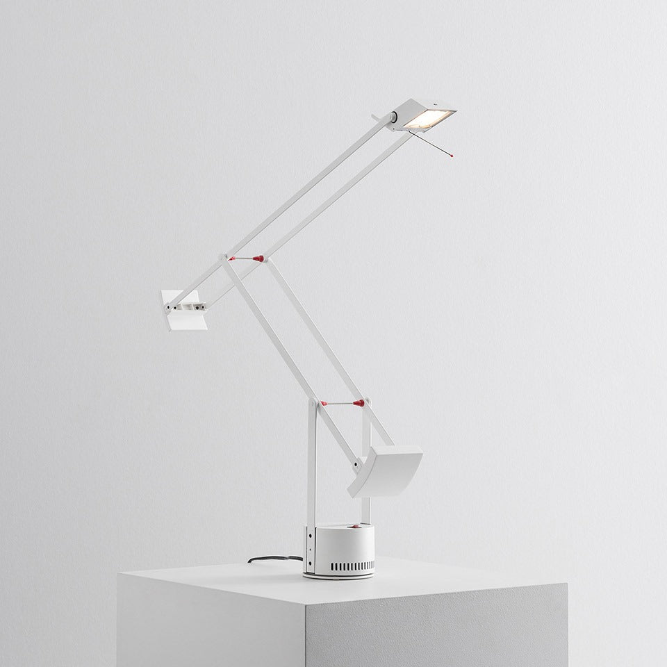 Tizio Classic Artemide — Lampada da Scrivania Richard Sapper Nero e Bianco