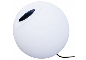 Sfera luminosa da esterno Bowl di Martinelli Luce in polietilene bianco con maniglia nera, su sfondo neutro.