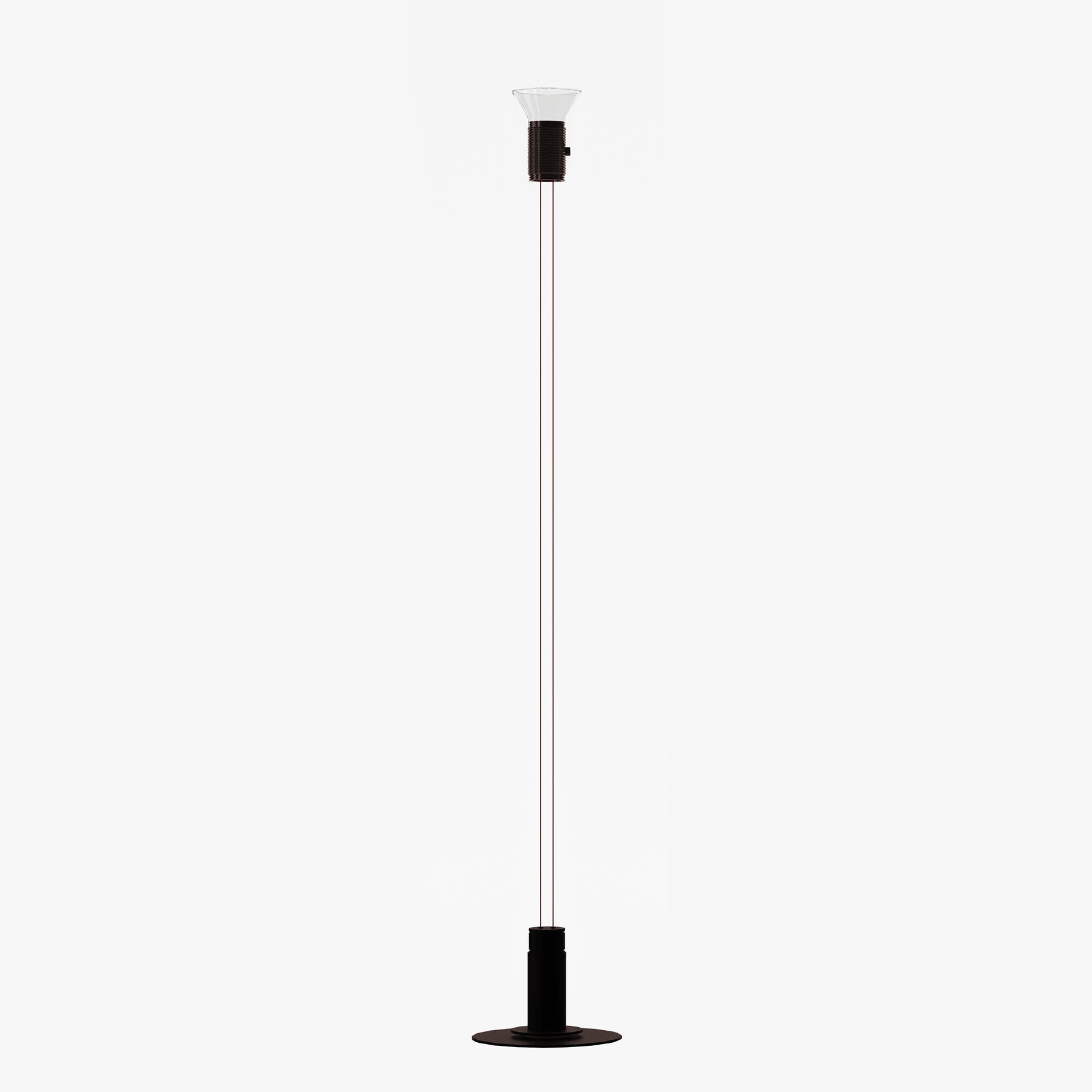 Lampada da terra di design DIA bronzo di Martinelli Luce, vista frontale su sfondo bianco, con struttura in vetro e alluminio.
