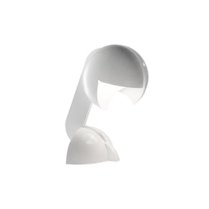 Lampada da tavolo di design Ruspa di Martinelli Luce, design Gae Aulenti, colore bianco su sfondo neutro.